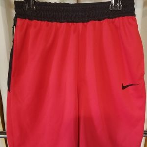 Nike basketball shorts (Red)